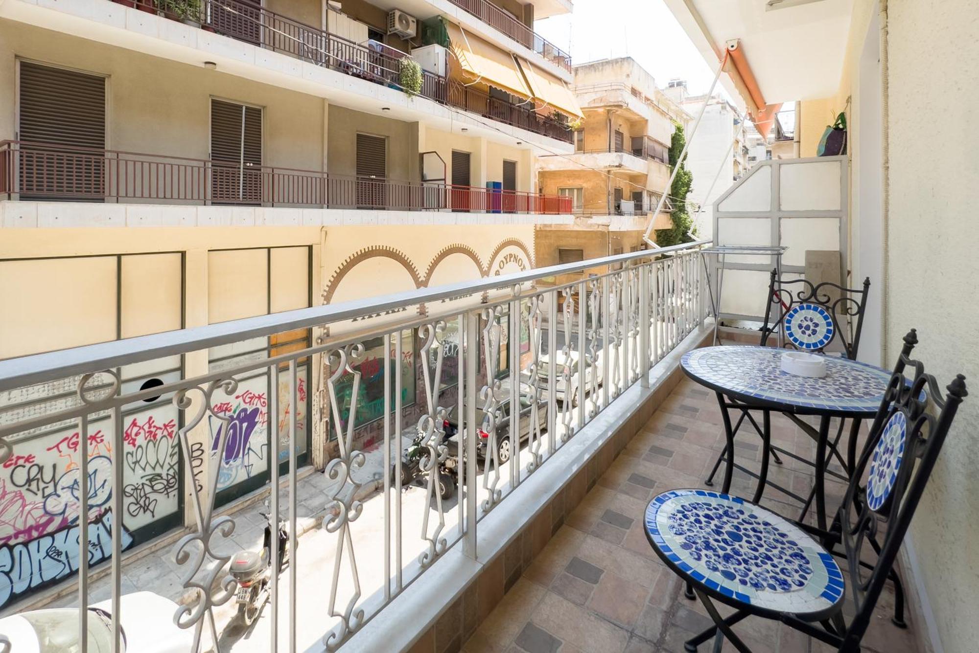 Urban Comfort Apt Near Downtown أثينا المظهر الخارجي الصورة